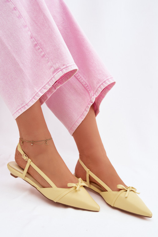 Women's Faux Leather Sandals Low Heel Yellow Jelmera