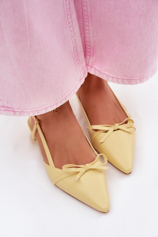 Women's Faux Leather Sandals Low Heel Yellow Jelmera