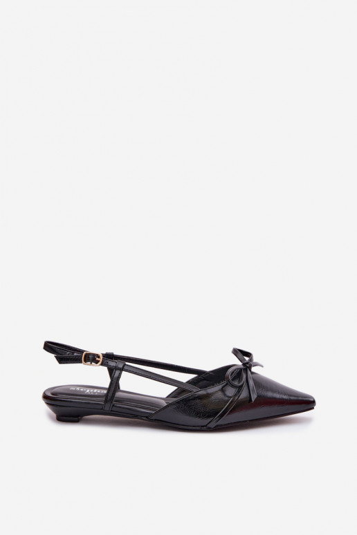 Black women's sandals made of faux leather on a low heel Jelmera