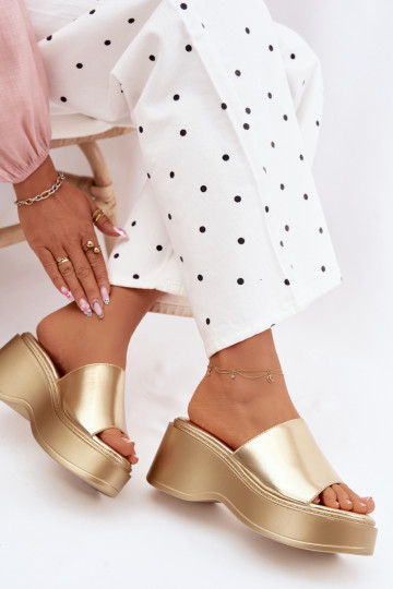 Women's Wedge Sandals Gold Virelia