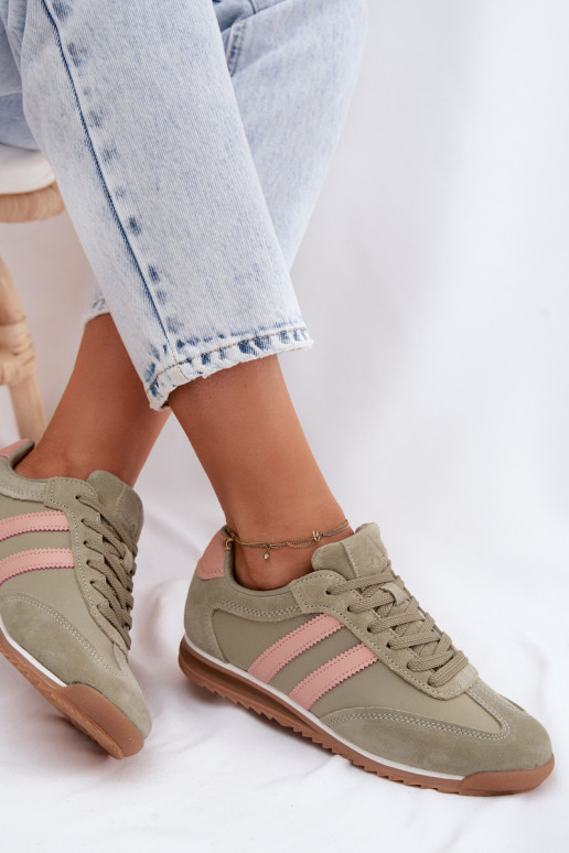 Green women's sports shoes made of suede McArthur MA258IN