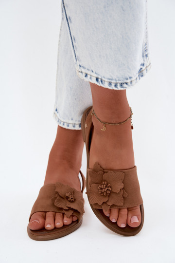Leather Suede Flat Sandals With Decorative Flower Zazoo 407471 Brown