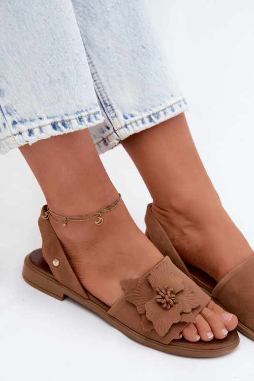 Leather Suede Flat Sandals With Decorative Flower Zazoo 407471 Brown