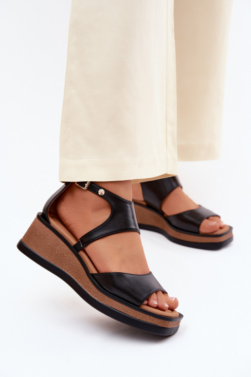 Leather Platform Sandals Maciejka K7471-01 Black