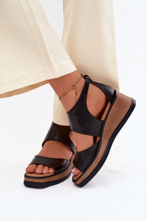 Leather Platform Sandals Maciejka K7471-01 Black