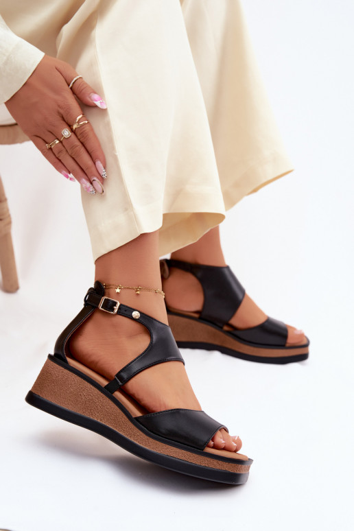 Leather Platform Sandals Maciejka K7471-01 Black