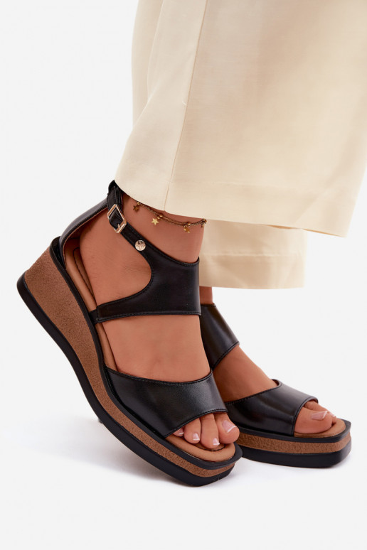 Leather Platform Sandals Maciejka K7471-01 Black