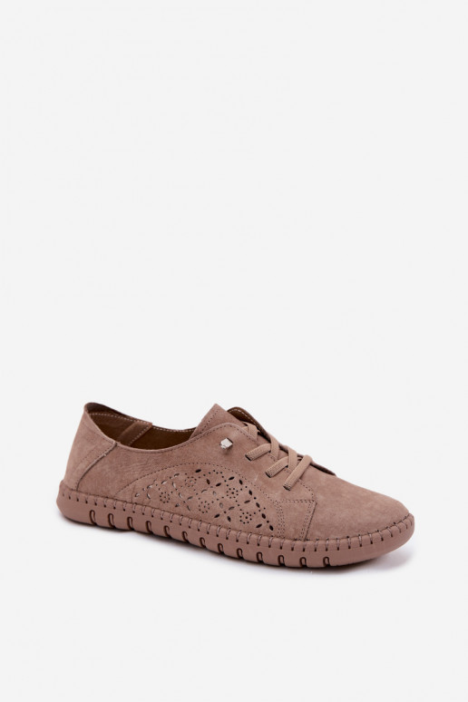Shoes with cut-out elements made of faux suede in sand color Flaria