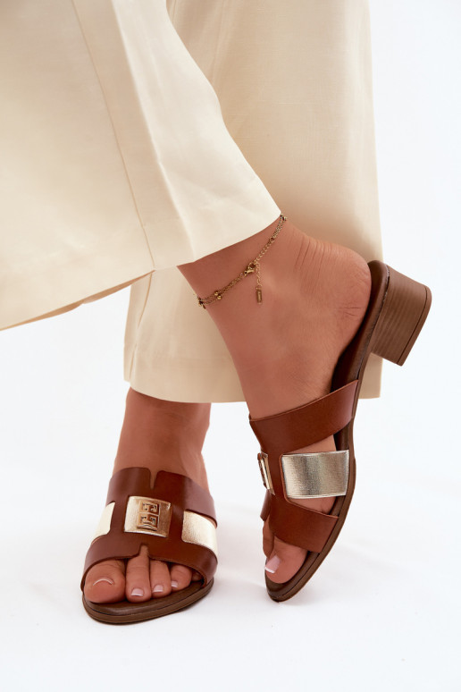 Leather women's slippers with heels Zazoo 40517 in brown color