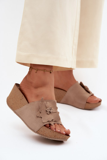 Leather Suede Women's Platform Sandals With Decorative Flower Zazoo 40312 Cappuccino