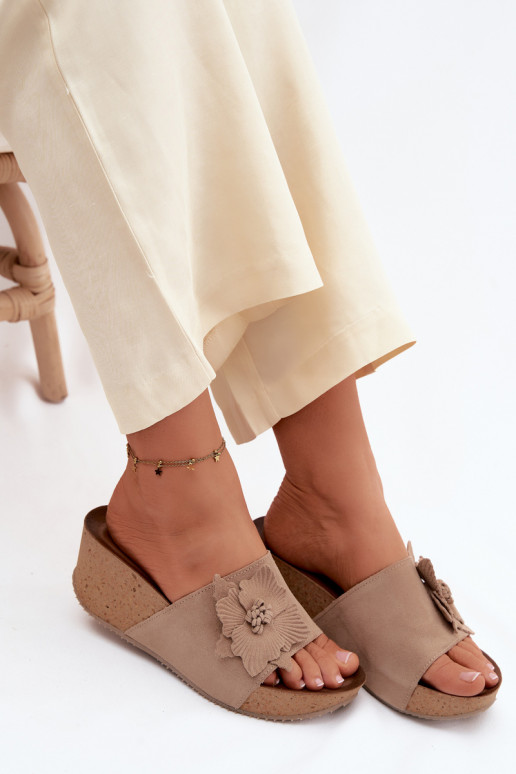 Leather Suede Women's Platform Sandals With Decorative Flower Zazoo 40312 Cappuccino