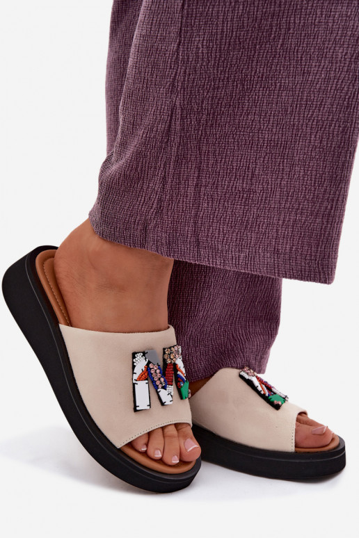 Skórzane Zamszowe Klapki DamskiewithOzdobą Na Platformie Vinceza 66942 Beżowe