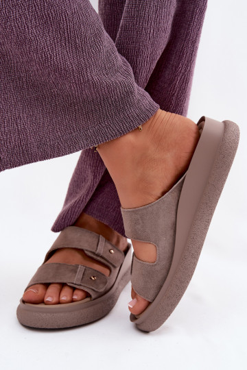 Sand-colored faux suede women's slippers on a platform Vinceza 66916 2