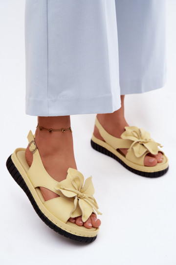 Leather Women's Sandals With Decorative Flower Vinceza 66917 Yellow 2