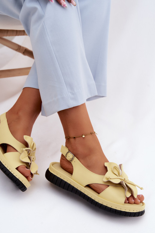 Leather Women's Sandals With Decorative Flower Vinceza 66917 Yellow