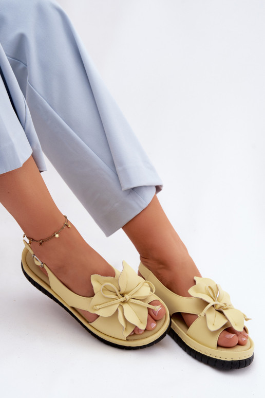 Leather Women's Sandals With Decorative Flower Vinceza 66917 Yellow