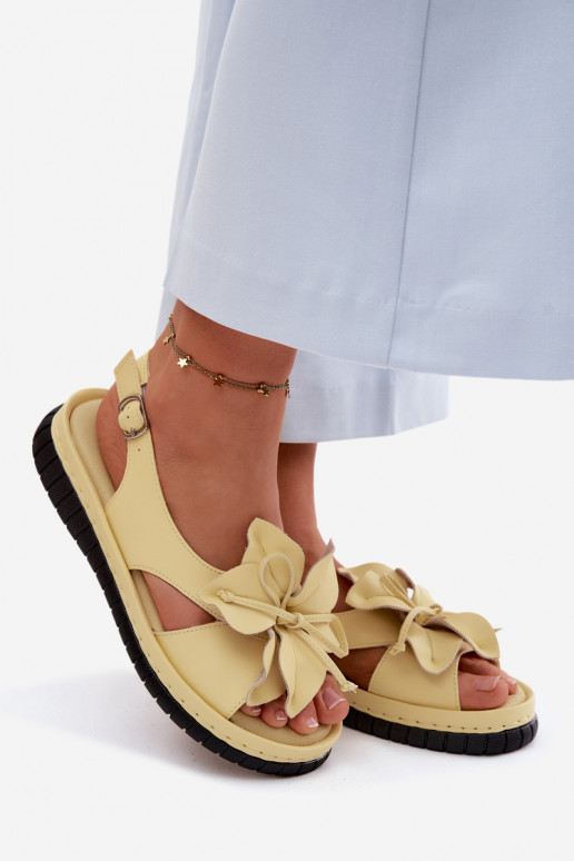 Leather Women's Sandals With Decorative Flower Vinceza 66917 Yellow