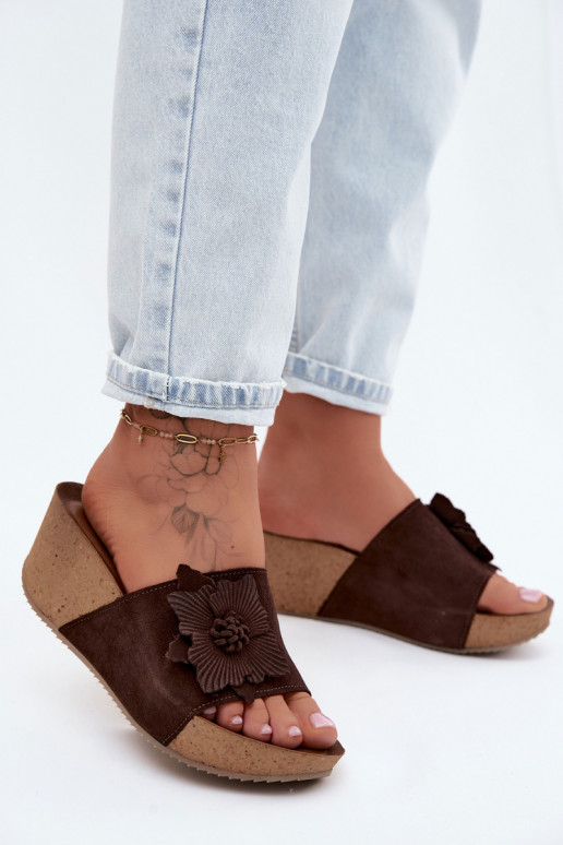 Leather Suede Women's Platform Sandals With Decorative Flower Zazoo 40312 Chocolate