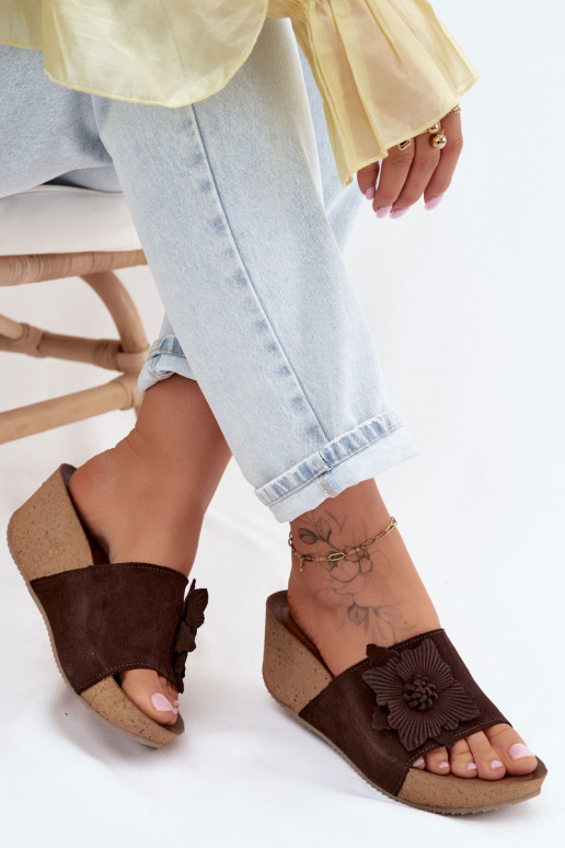 Leather Suede Women's Platform Sandals With Decorative Flower Zazoo 40312 Chocolate