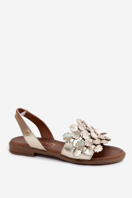 Elegant golden women's sandals with wide heels Zazoo 40468