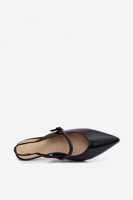 Black high-heeled sandals with straps D&A