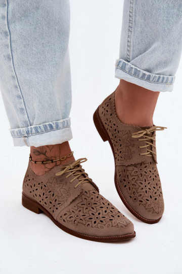 Buty z sztucznej zamszowej z ażurowymi elementami i szerokimi obcasami w kolorze cappuccino 2
