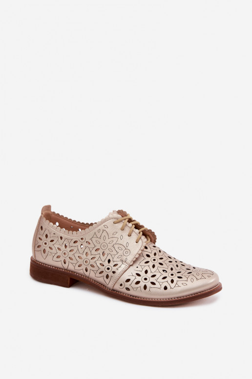 Leather shoes with lace elements and wide heels in gold