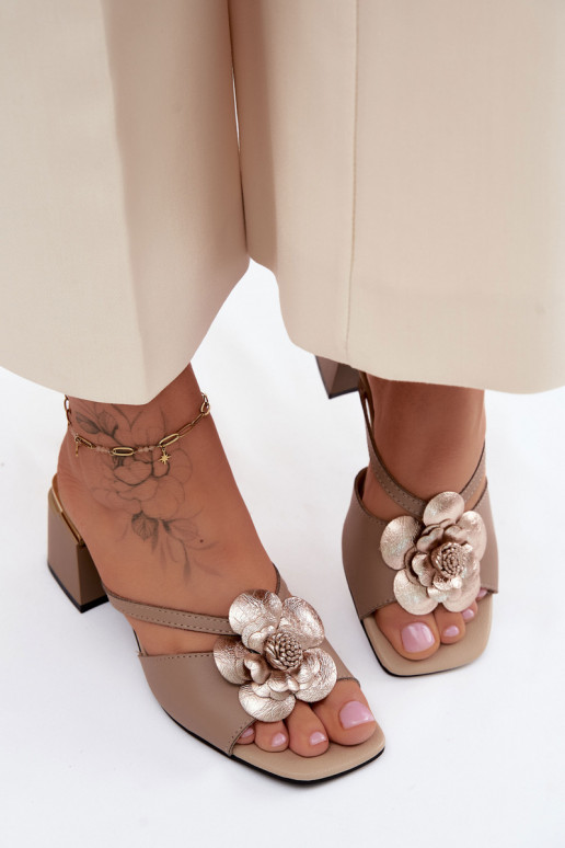 Leather Women's Heeled Sandals With Flower Beige Catva