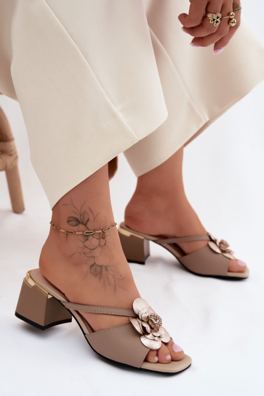Leather Women's Heeled Sandals With Flower Beige Catva
