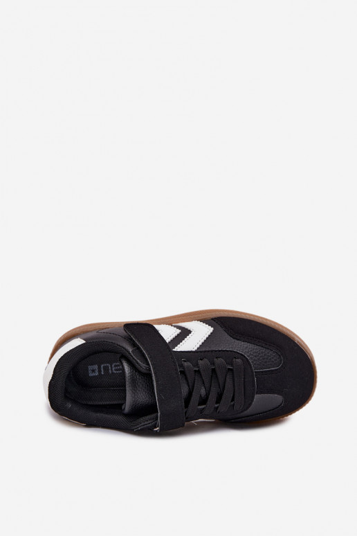 Dziecięce sneakersy w kolorze czarnym Meressa