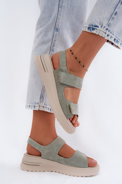 Women's faux suede platform sandals green color Peria