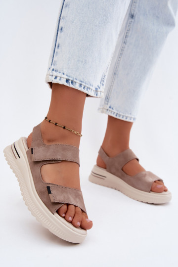 Women's faux suede platform sandals sand color Peria 2