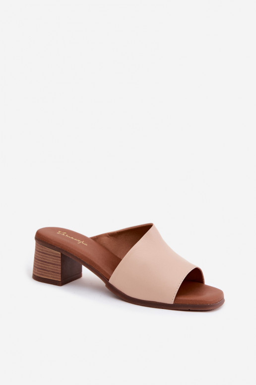 Leather slippers with heels in sand color Tai turiciejka E7395-04