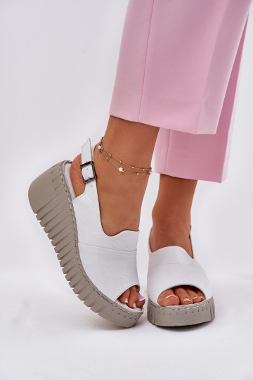 Women's sandals with natural leather elements on platform in white Artiker 54C0786