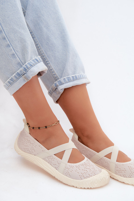 Sporty ballerinas with elastic straps in ivory Artiker 58C1902
