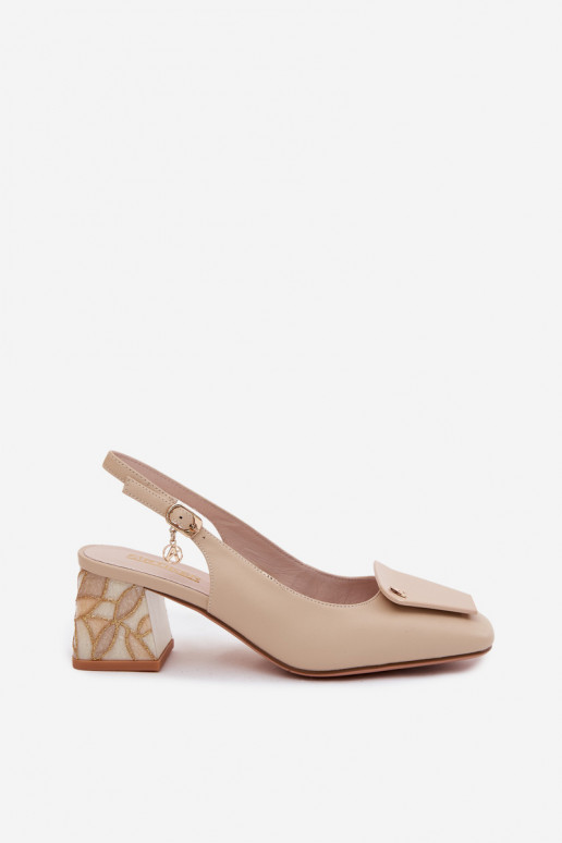 Skórzane buty na obcasach z ornamentami Artiker 58C0672 w kolorze piaskowym