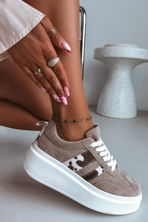 Platform sneakers in sand faux suede Averin