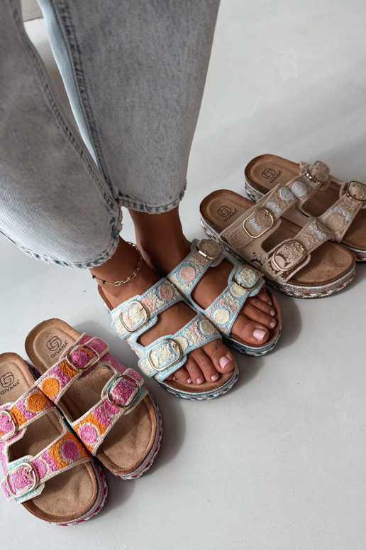 Glimma crocheted slippers with platform and buckles in sand