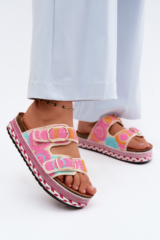 Glimma crocheted slippers with platform and buckles in pink
