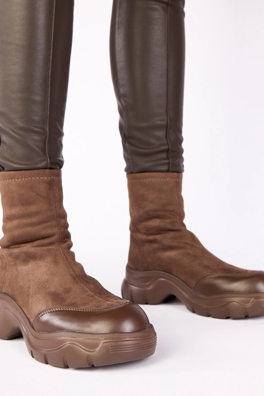 Brown ankle boots made of faux suede with chunky sole Alana