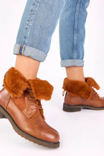 Brown ankle boots with laces and fur Joyca 2