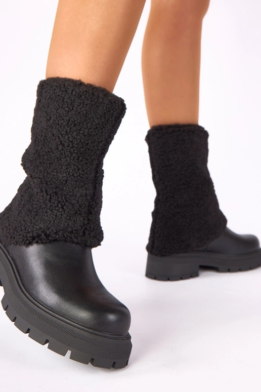 Black ankle boots with a folded fabric shaft Darlene