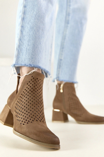 Brown perforated ankle boots on a column Potocki 2