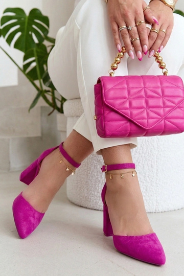 Purple lollipops on a pedestal Ava 2