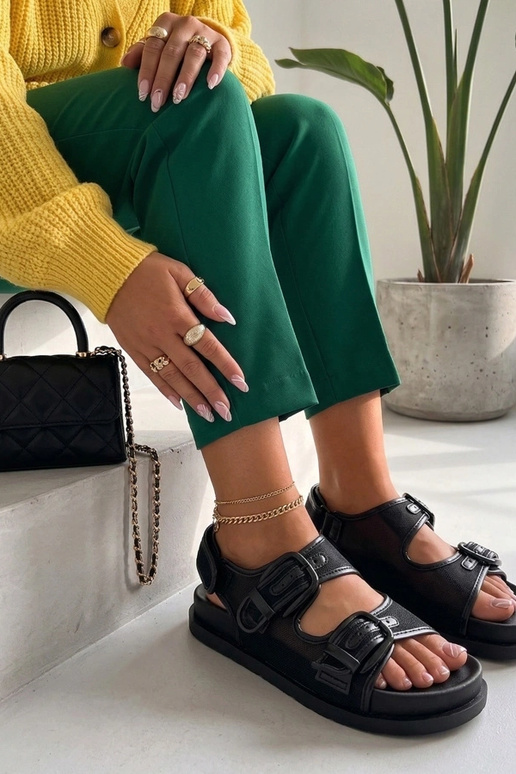 Black sandals with adjustable straps Mila