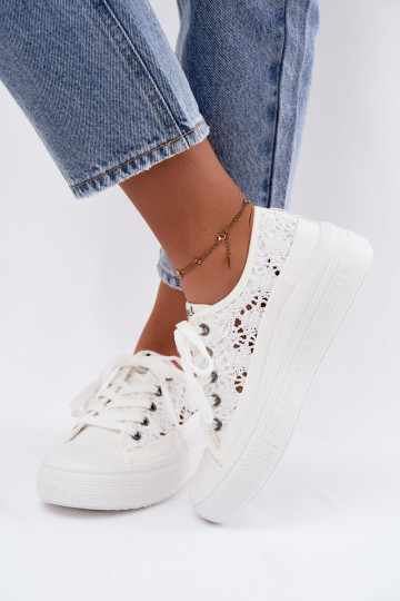 White casual shoes with platform and cut-out elements Lee Cooper LCIN-26-44-4485 2