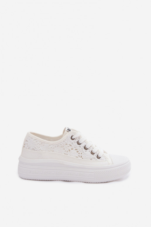 White casual shoes with platform and cut-out elements Lee Cooper LCIN-26-44-4485