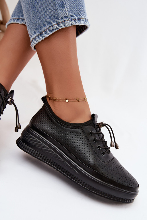 Black women's shoes with platform and perforation Dalila