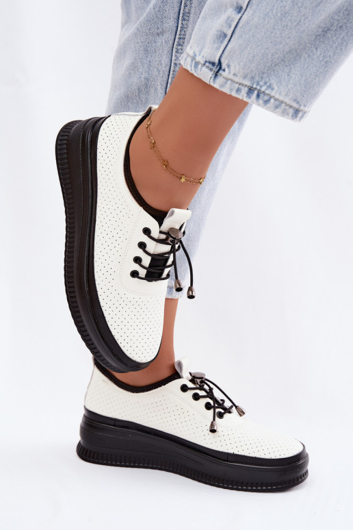 White women's shoes with platform and perforation Dalila