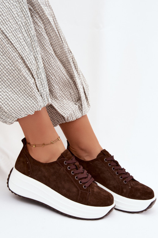 Chocolate-colored women's sneakers made of faux suede with platform Inaya
